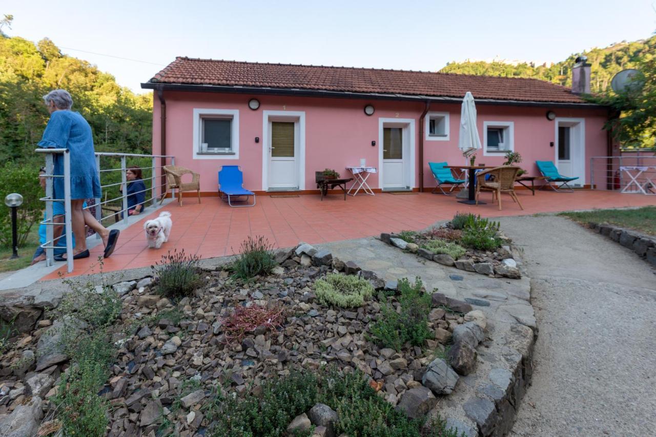 B&B La Casina Rosa La Spezia Valeriano Lunense エクステリア 写真